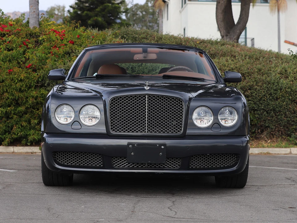 2010 Bentley Azure 2nd Gen - Image 17 of 31