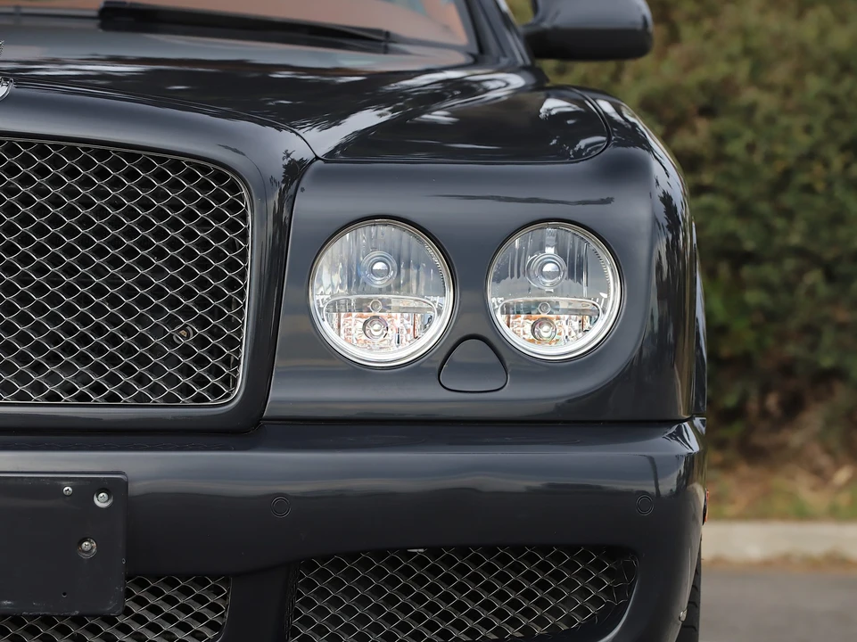 2010 Bentley Azure 2nd Gen - Image 22 of 31