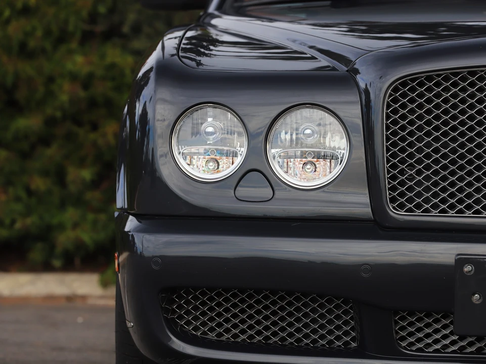 2010 Bentley Azure 2nd Gen - Image 18 of 31
