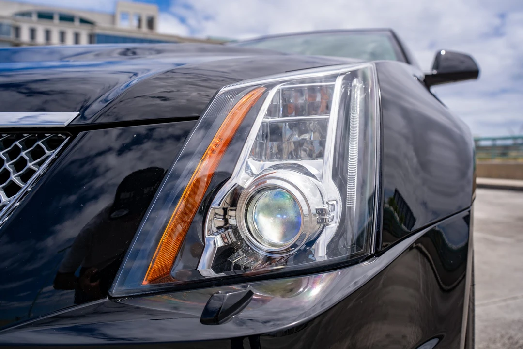 2010 Cadillac CTS-V 2nd Gen - Image 24 of 31
