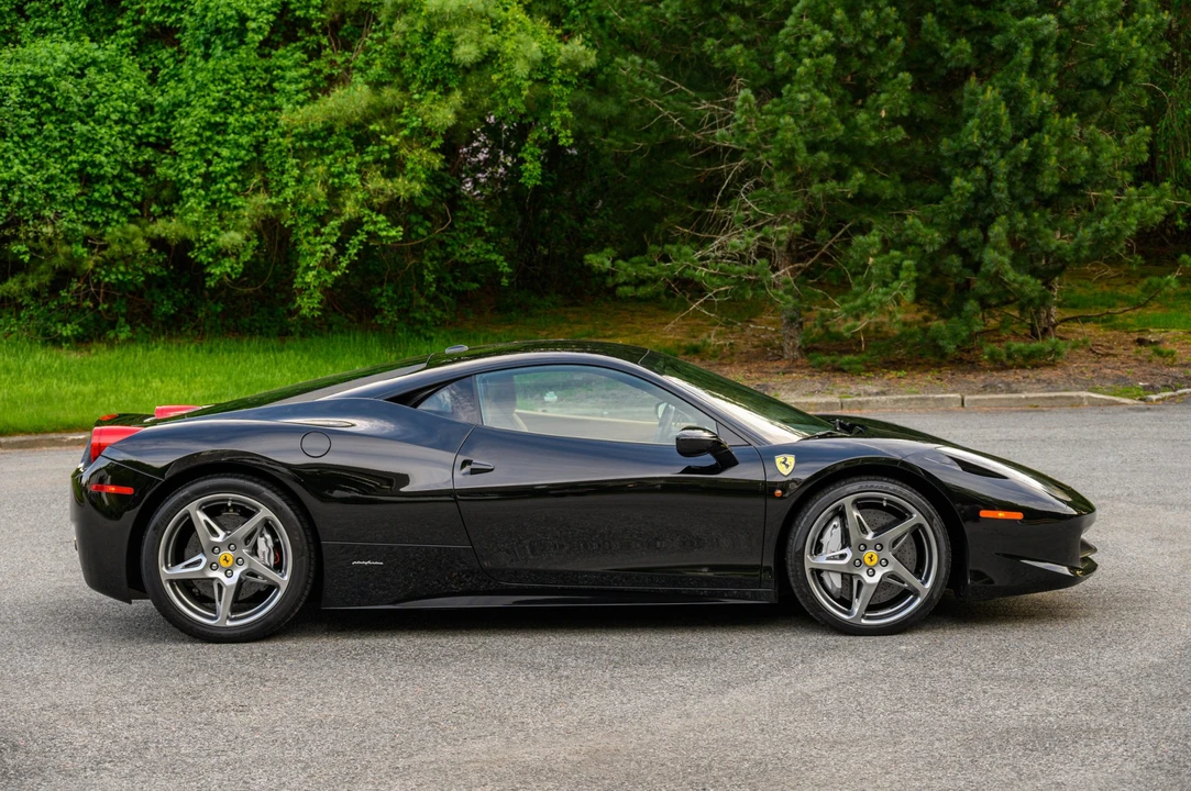 2010 Ferrari 458 Italia - Image 24 of 31
