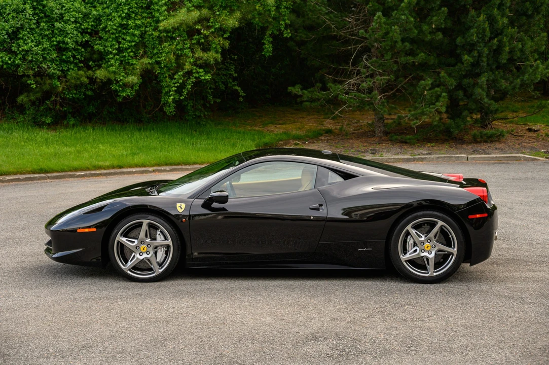 2010 Ferrari 458 Italia - Image 28 of 31