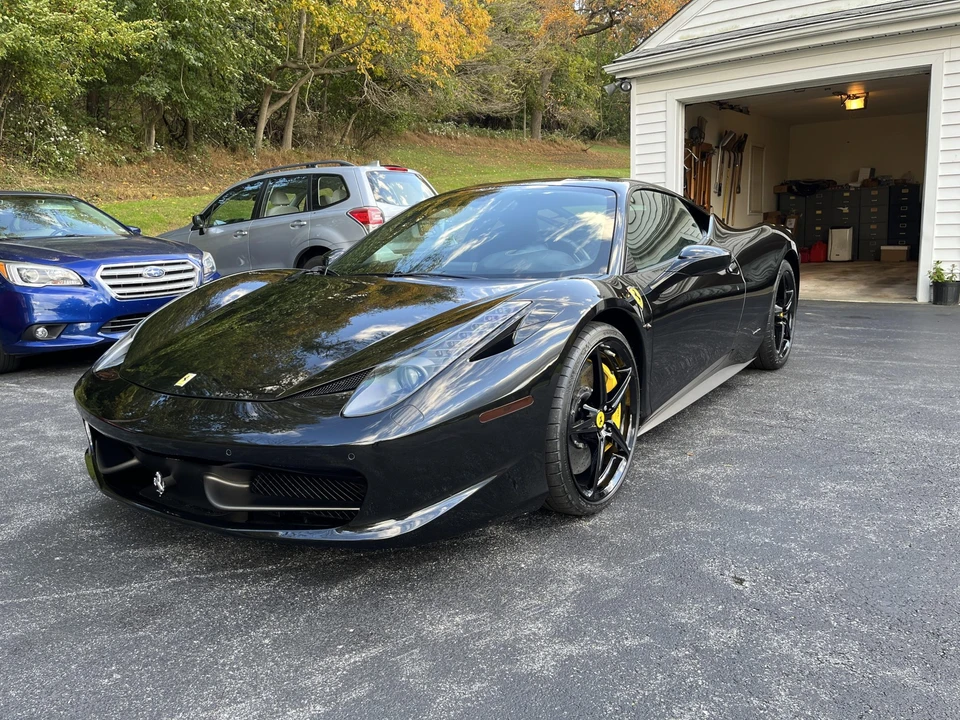 2010 Ferrari 458 Italia - Image 2 of 31