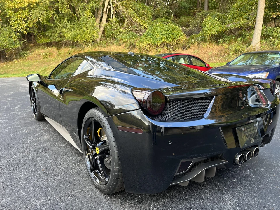 2010 Ferrari 458 Italia - Image 22 of 31