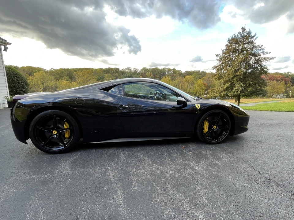2010 Ferrari 458 Italia - Image 11 of 31