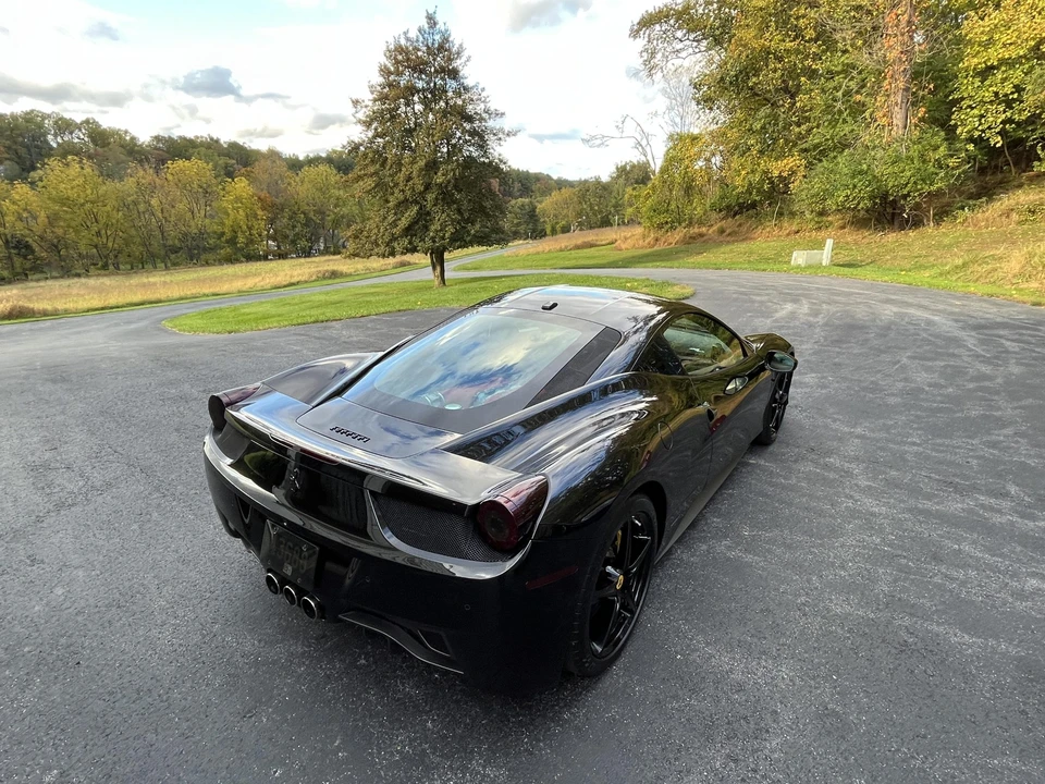 2010 Ferrari 458 Italia - Image 19 of 31