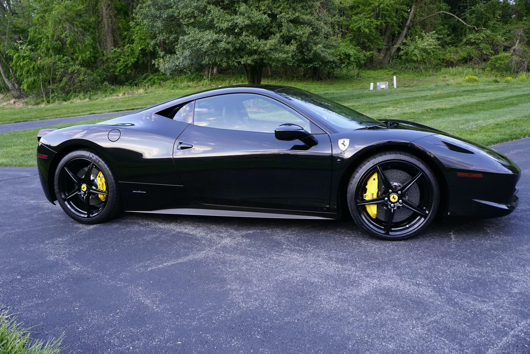 2010 Ferrari 458 Italia - Image 24 of 31