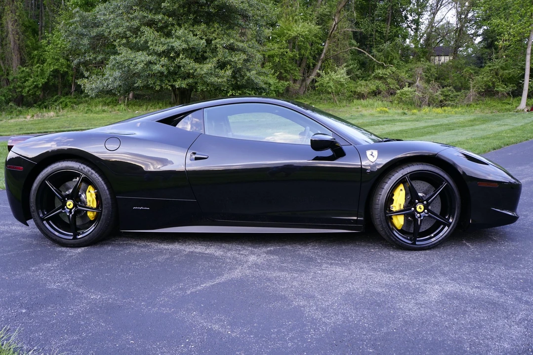 2010 Ferrari 458 Italia - Image 25 of 31