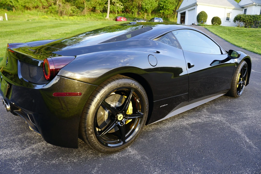 2010 Ferrari 458 Italia - Image 29 of 31