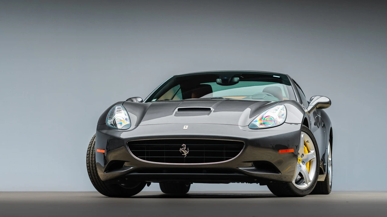 2010 Ferrari California - Image 6 of 31