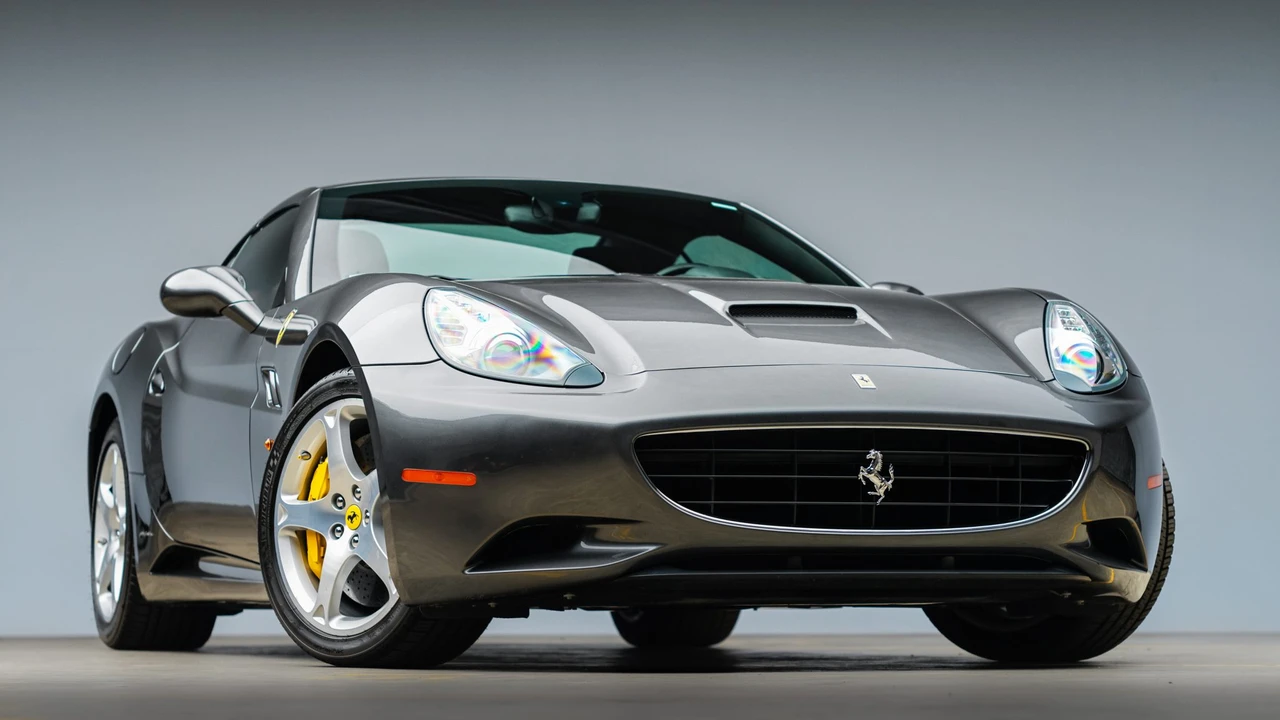 2010 Ferrari California - Image 7 of 31