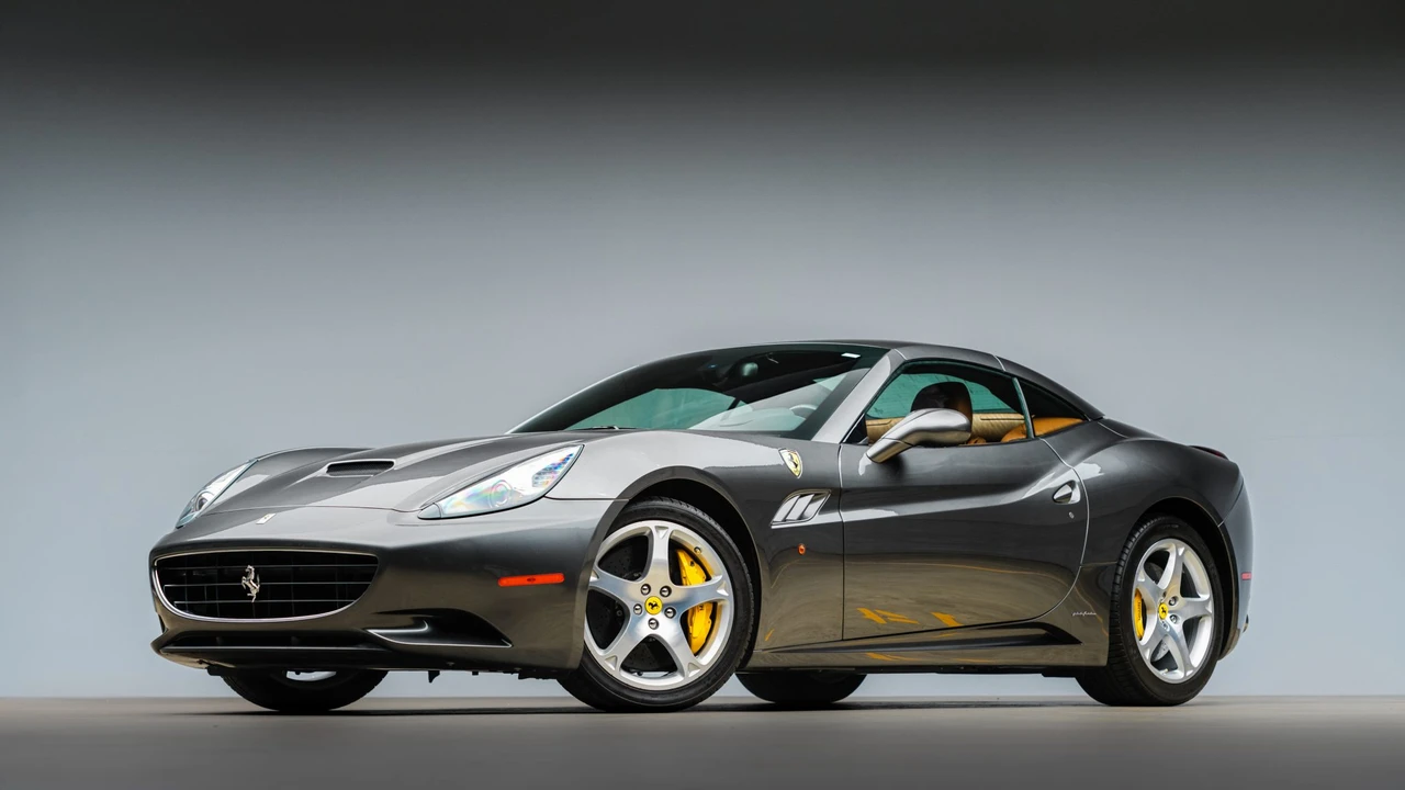 2010 Ferrari California - Image 9 of 31