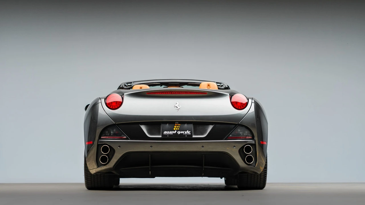 2010 Ferrari California - Image 17 of 31