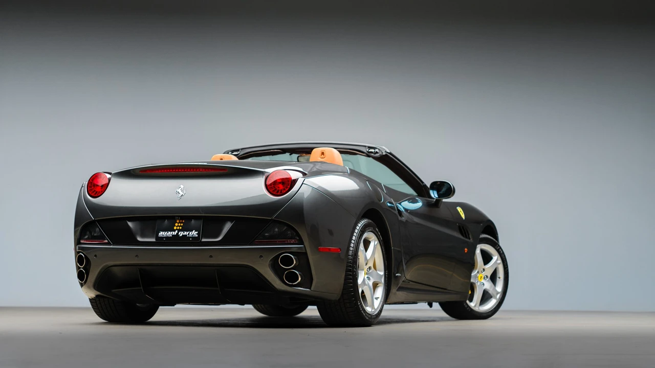 2010 Ferrari California - Image 21 of 31