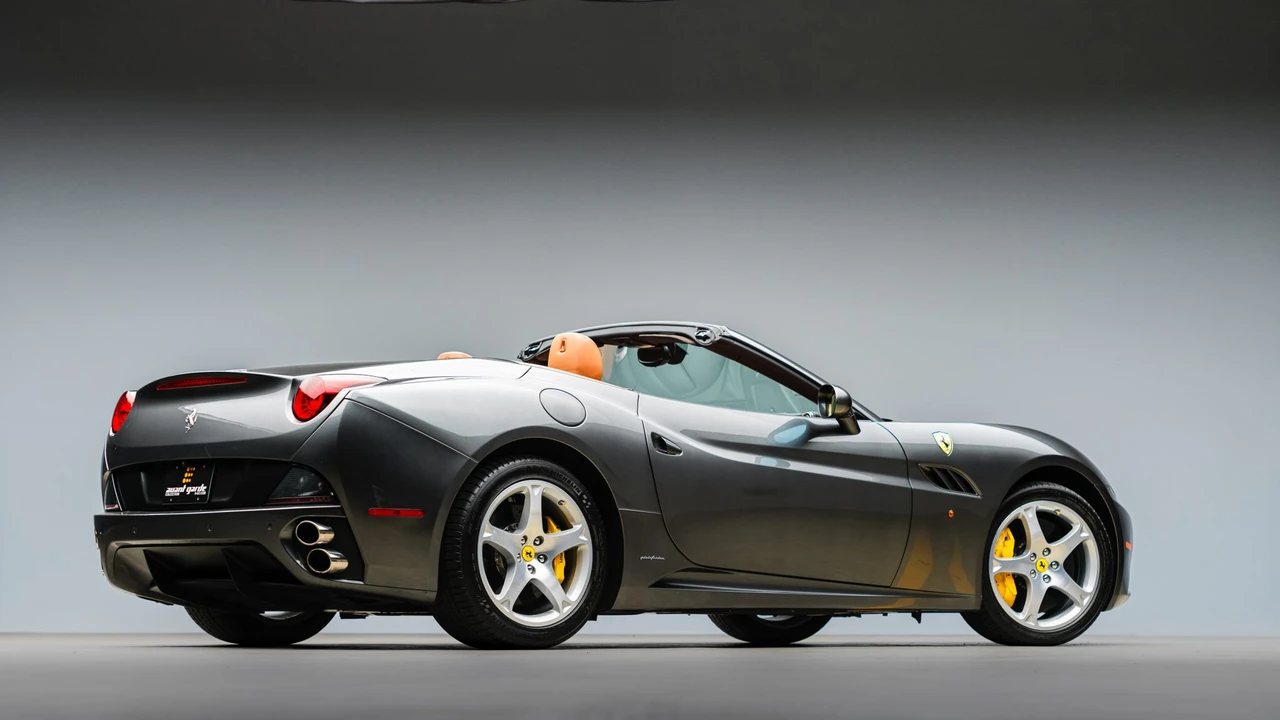 2010 Ferrari California - Image 23 of 31