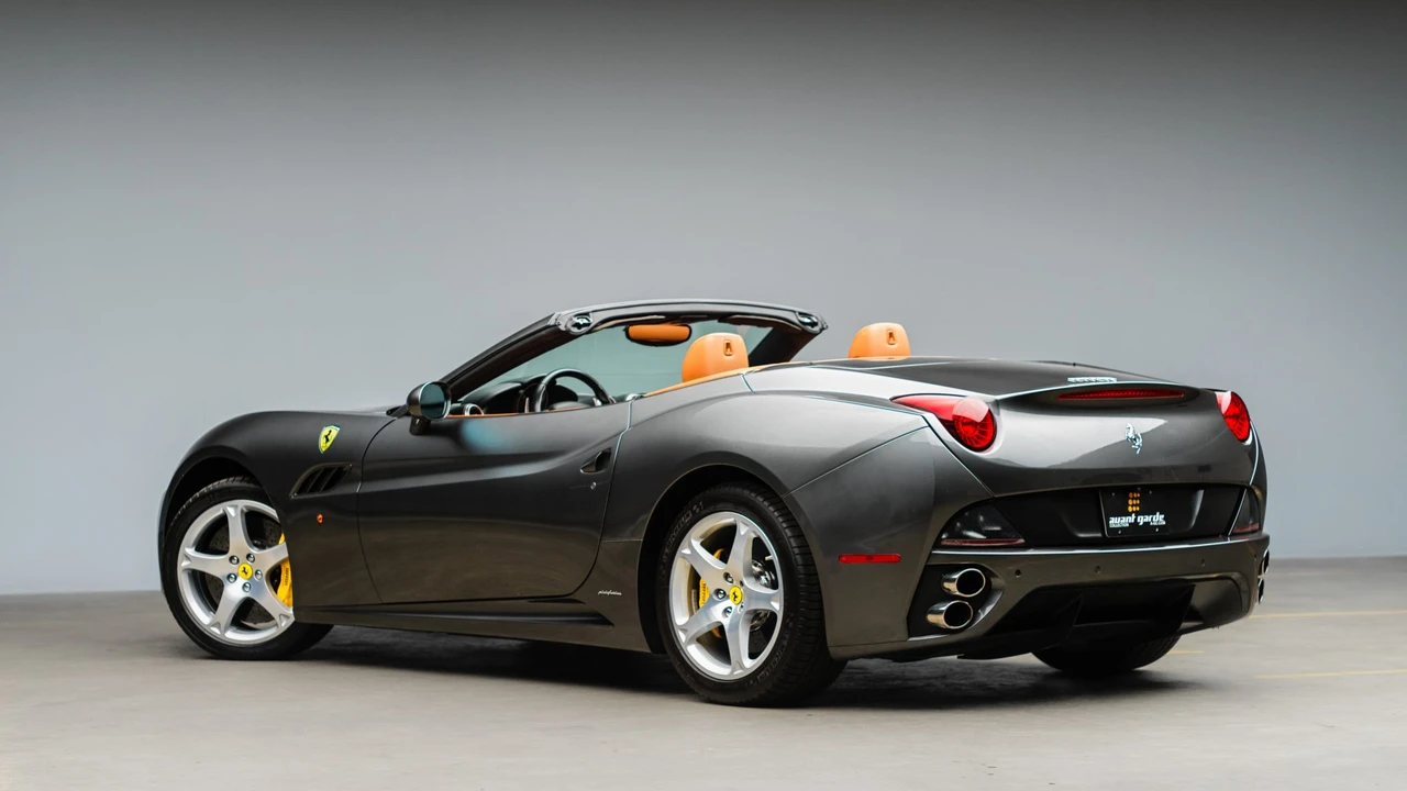2010 Ferrari California - Image 19 of 31