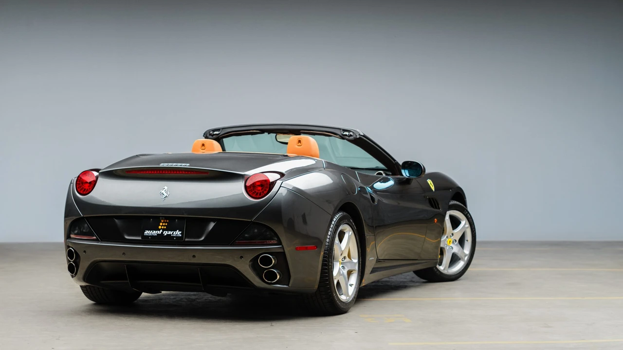 2010 Ferrari California - Image 22 of 31