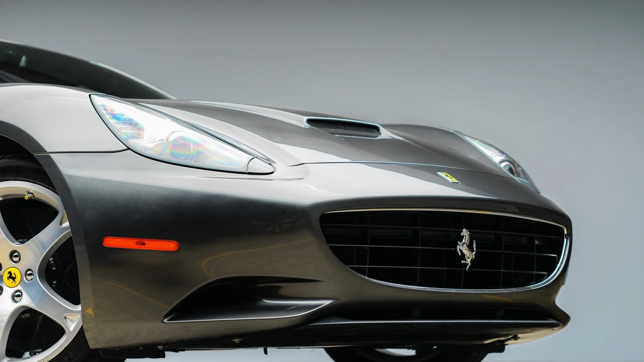 2010 Ferrari California - Image 28 of 31