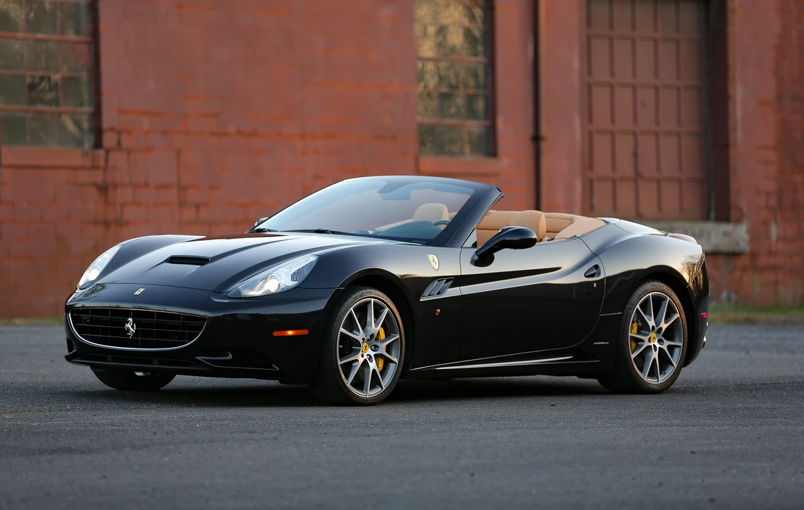2010 Ferrari California - Image 2 of 31