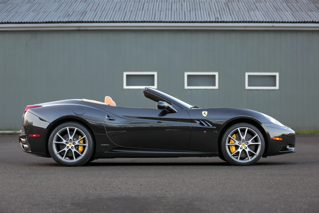 2010 Ferrari California - Image 10 of 31