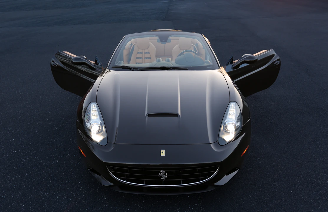 2010 Ferrari California - Image 5 of 31