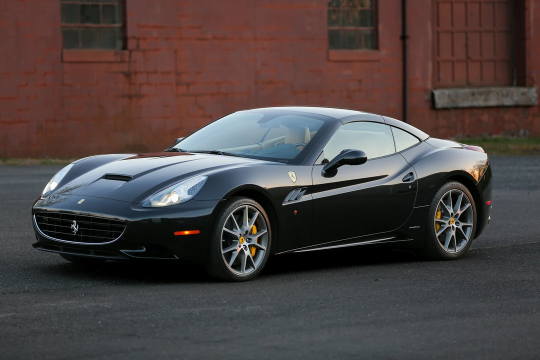 2010 Ferrari California - Image 14 of 31