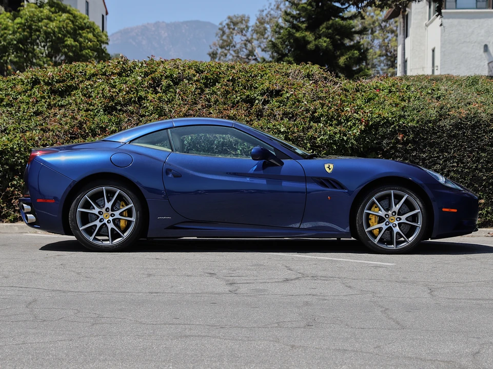 2010 Ferrari California - Image 21 of 31