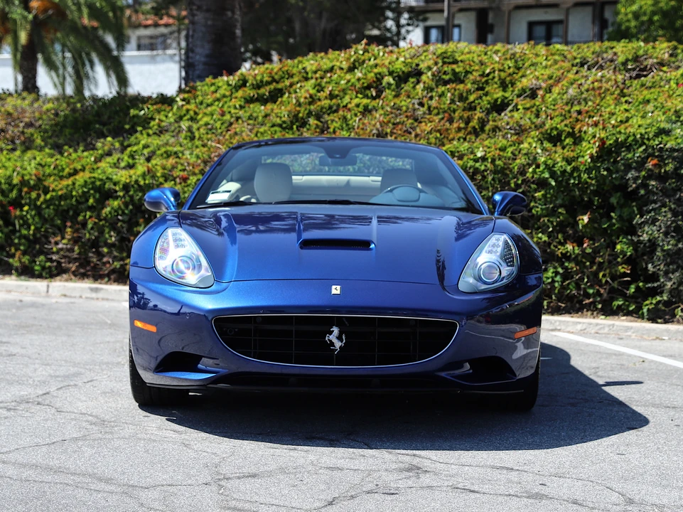 2010 Ferrari California - Image 30 of 31
