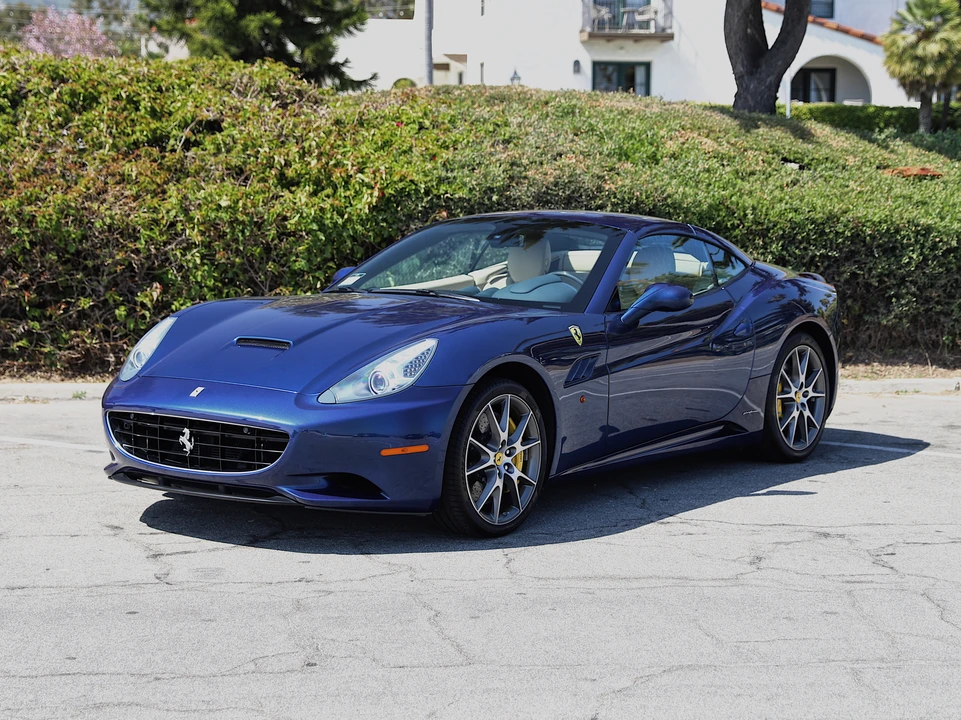 2010 Ferrari California - Image 15 of 31