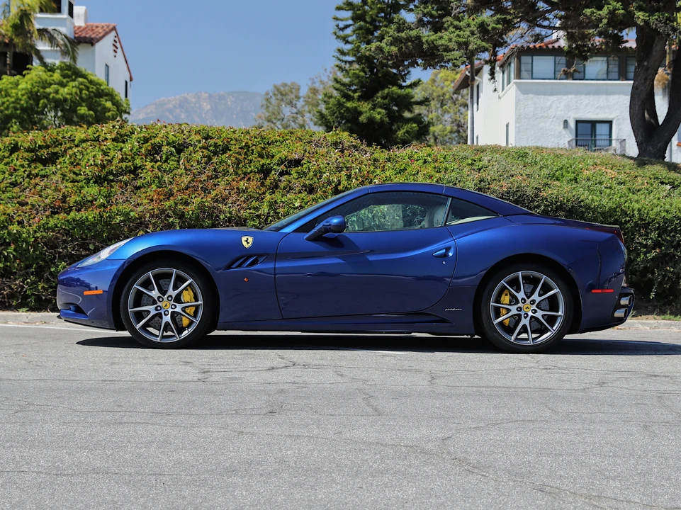 2010 Ferrari California - Image 18 of 31
