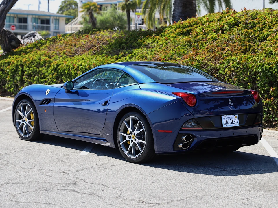 2010 Ferrari California - Image 20 of 31