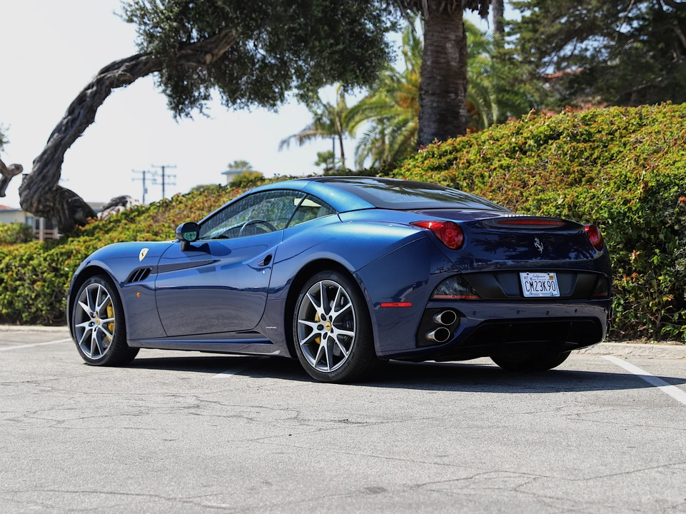 2010 Ferrari California - Image 19 of 31