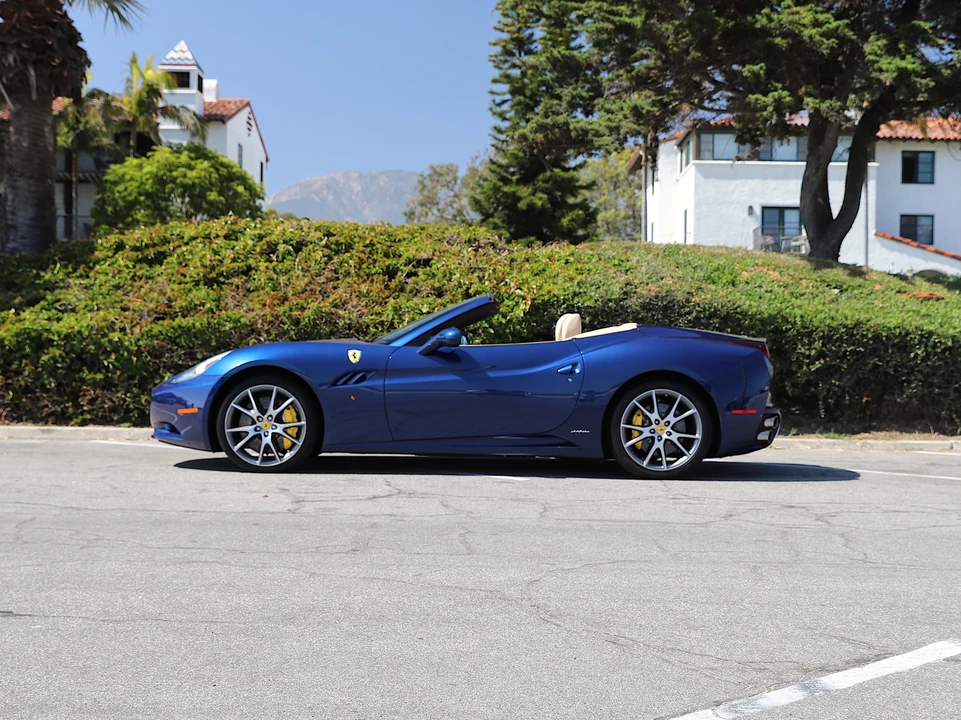 2010 Ferrari California - Image 4 of 31