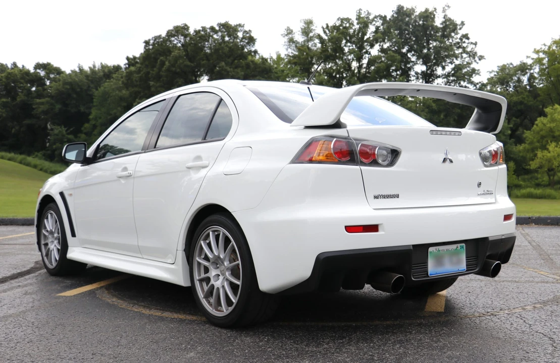 2010 Mitsubishi Lancer Evolution X 9th Gen - Image 4 of 31