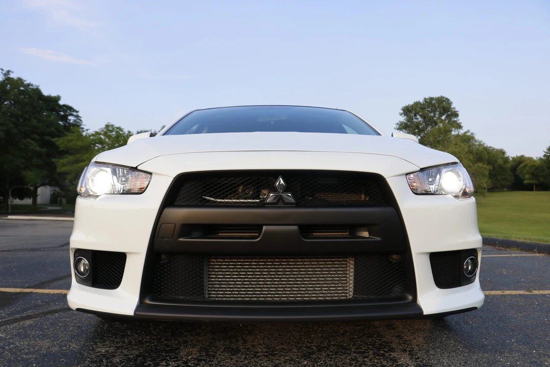2010 Mitsubishi Lancer Evolution X 9th Gen - Image 13 of 31