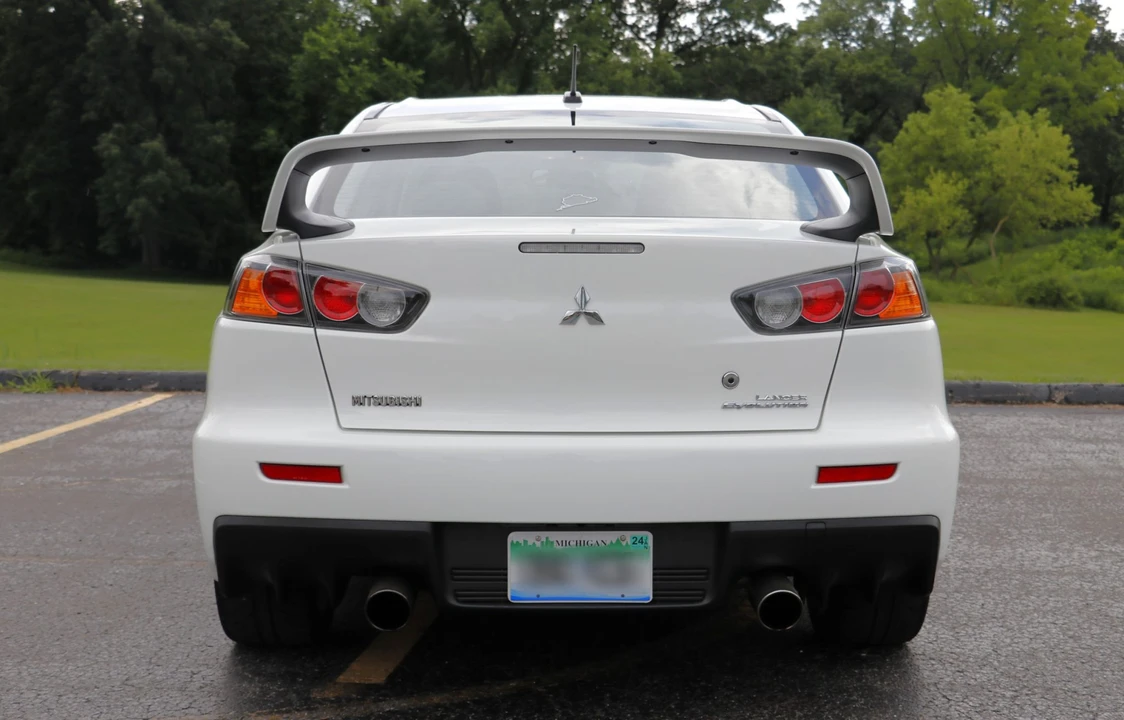 2010 Mitsubishi Lancer Evolution X 9th Gen - Image 5 of 31