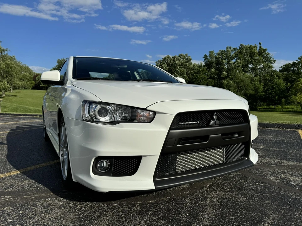2010 Mitsubishi Lancer Evolution X 9th Gen - Image 13 of 31