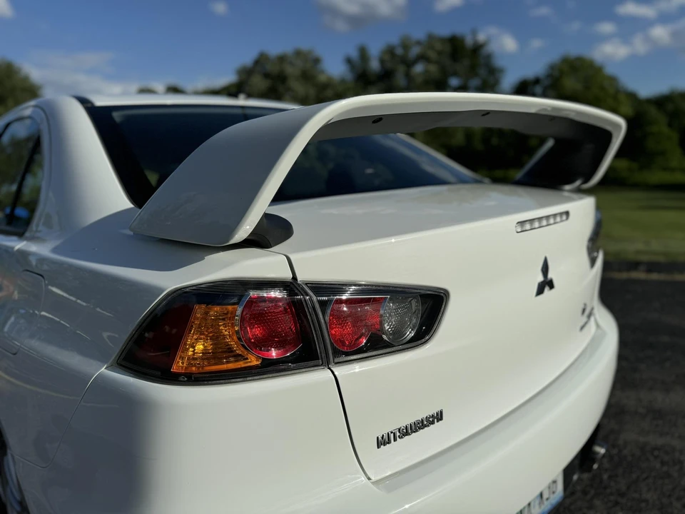 2010 Mitsubishi Lancer Evolution X 9th Gen - Image 26 of 31