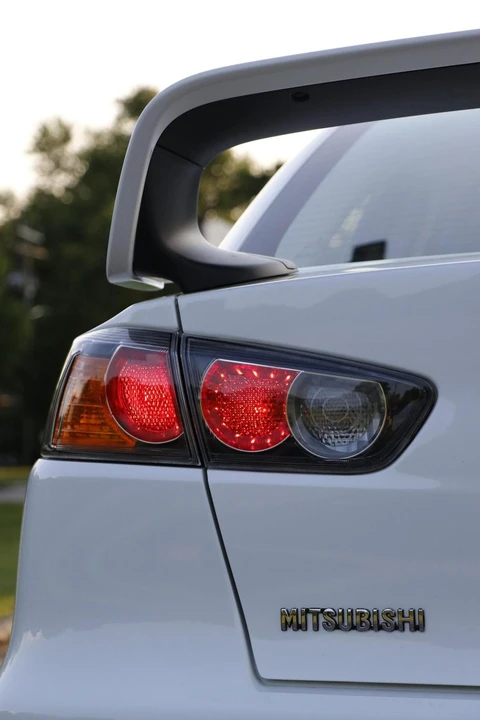 2010 Mitsubishi Lancer Evolution X 9th Gen - Image 29 of 31