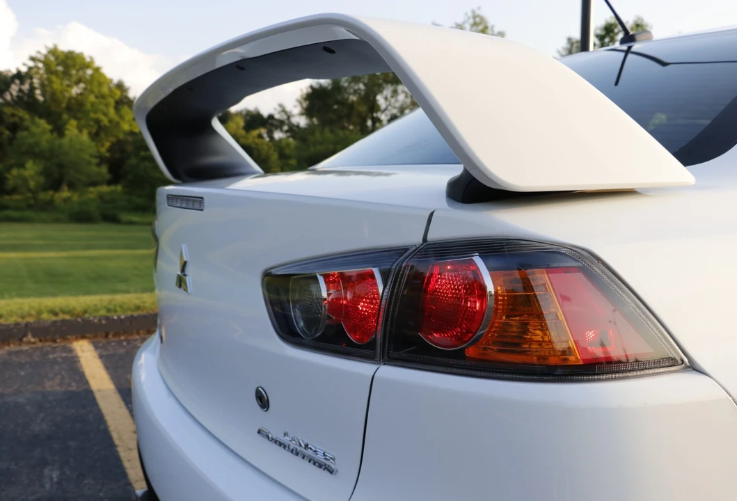 2010 Mitsubishi Lancer Evolution X 9th Gen - Image 29 of 31