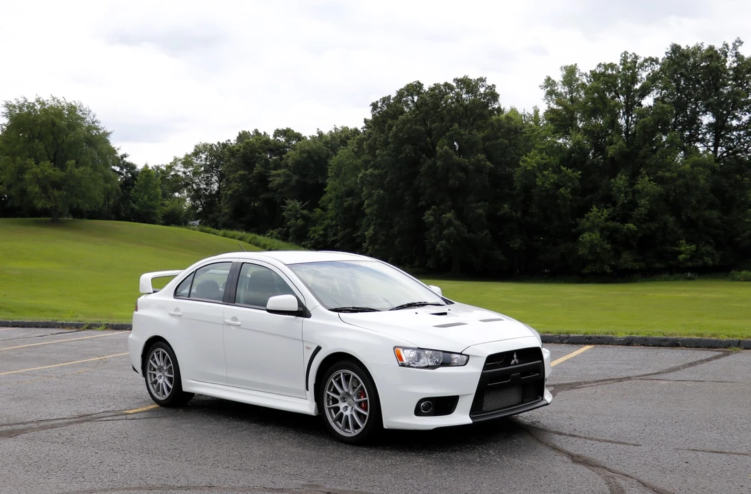2010 Mitsubishi Lancer Evolution X 9th Gen - Image 11 of 31