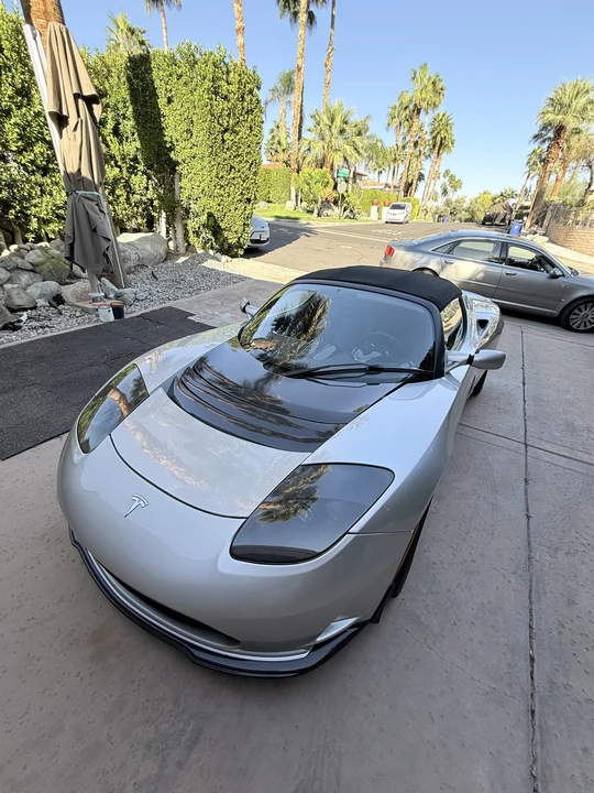 2010 Tesla Roadster - Image 30 of 31