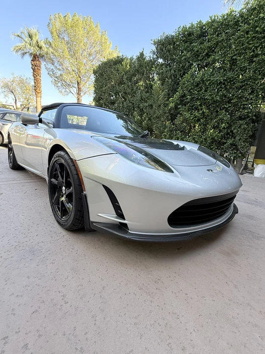 2010 Tesla Roadster - Image 26 of 31
