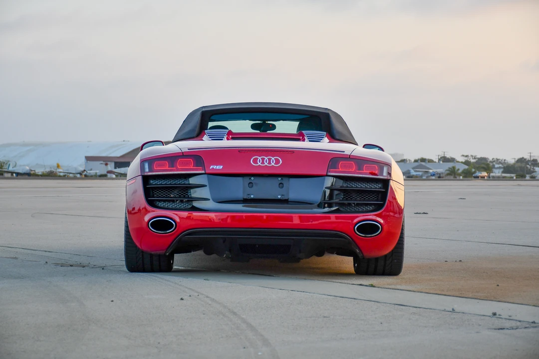 2011 Audi 42 R8 - Image 15 of 31