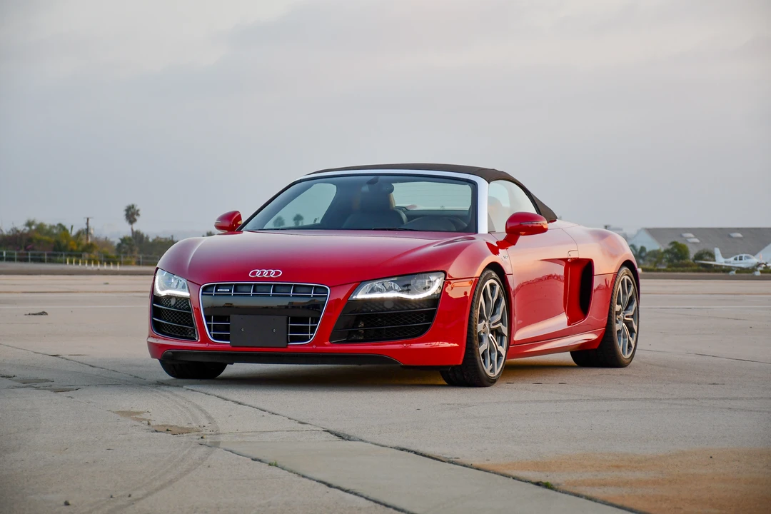 2011 Audi 42 R8 - Image 9 of 31