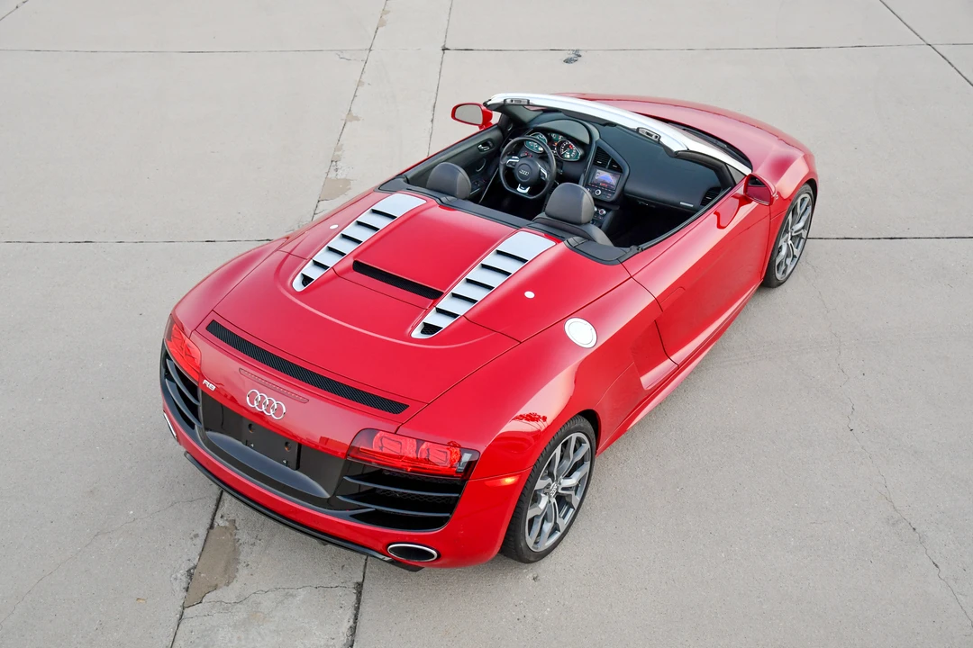 2011 Audi 42 R8 - Image 8 of 31