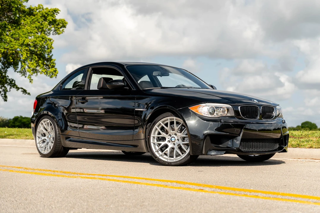 2011 BMW 1M - Image 7 of 31