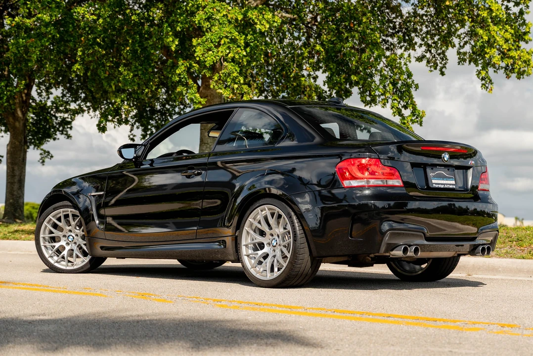 2011 BMW 1M - Image 15 of 31