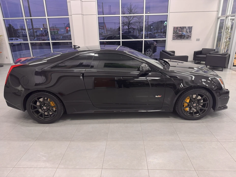 2011 Cadillac CTS-V 2nd Gen - Image 12 of 31