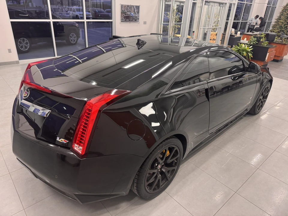 2011 Cadillac CTS-V 2nd Gen - Image 15 of 31